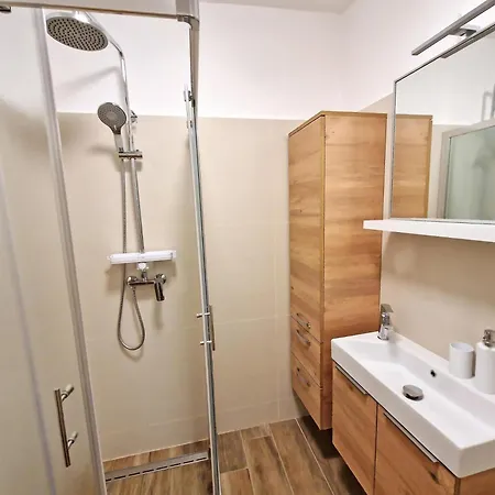 Apartment Gina Bale
